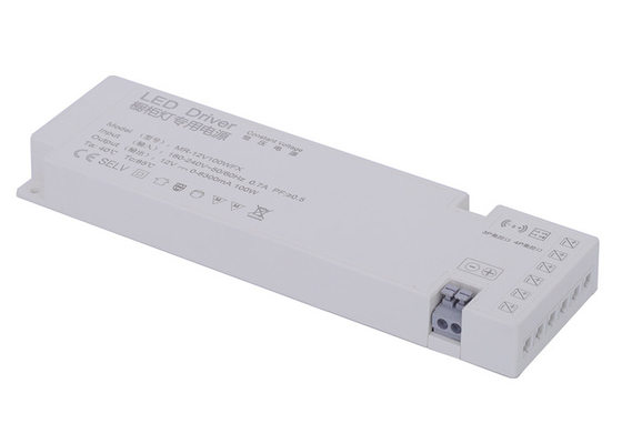 Carbinetライトのための白い12V一定した電圧LED運転者の電源8A 100W