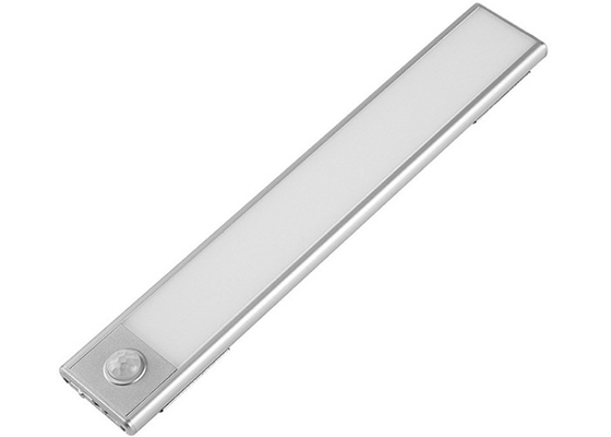 戸棚のために磁気夜LEDライト モーションセンサー再充電可能なUSB PIR